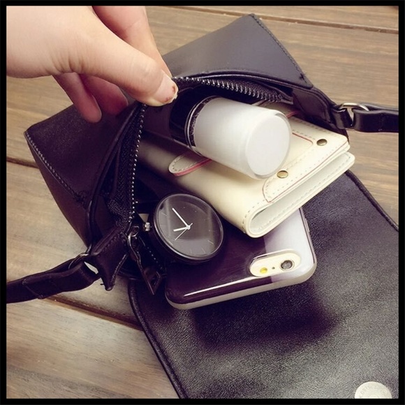 NEW Nantes Crossbody Bag - Picture 4 of 4